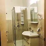 A Due Passi Dal Centro Vendégház 4*