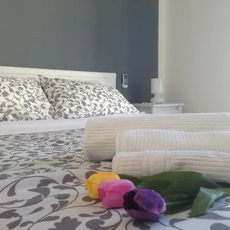 Bed & Breakfast A Due Passi Dal Centro