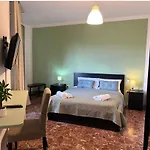 A Due Passi Dal Centro 4*